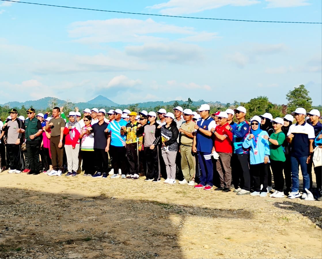 Peringati Hari Lingkungan Hidup Sedunia 2025, Pemkab Bengkayang Gelar Penanaman Pohon, Kantah Bengkayang Turut Hadir