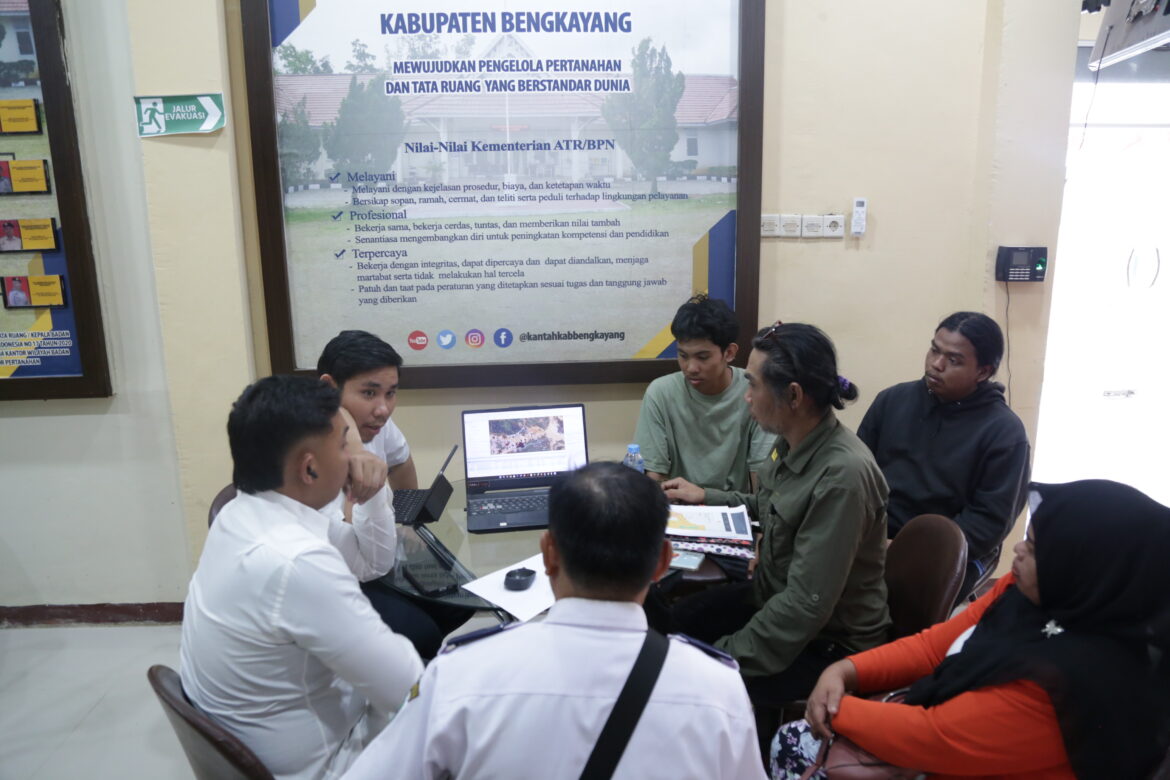 Kantor Pertanahan Kabupaten Bengkayang Gelar Mediasi Sengketa Sertipikat PTSL di Desa Kinande