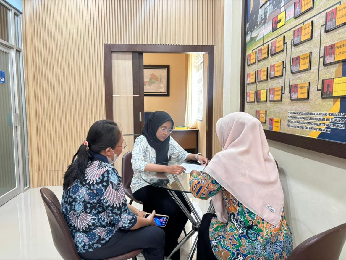 Kantor Pertanahan Kabupaten Bengkayang Terima Konsultasi PKKPR Non Berusaha untuk Permohonan Hak Pakai Instansi Pemerintah