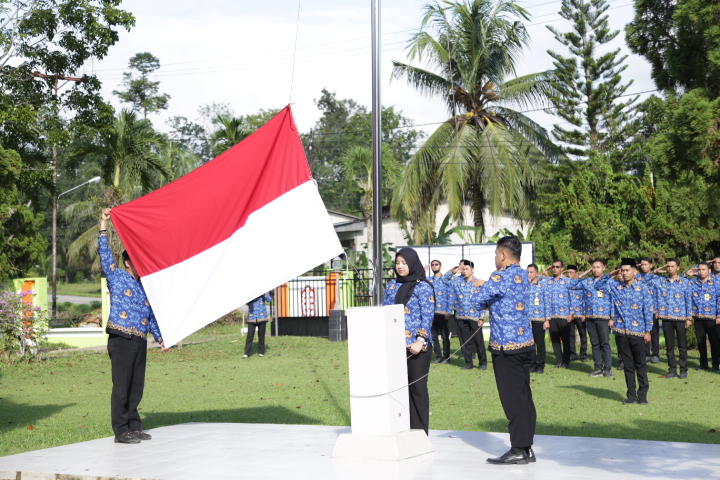 Kantor Pertanahan Bengkayang Peringati HUT KORPRI 2025 dengan Upacara Bendera