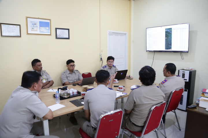 Kantor Pertanahan Bengkayang Gelar Rapat Evaluasi Layanan Pertanahan dan Persiapan Redistribusi Tanah 2026